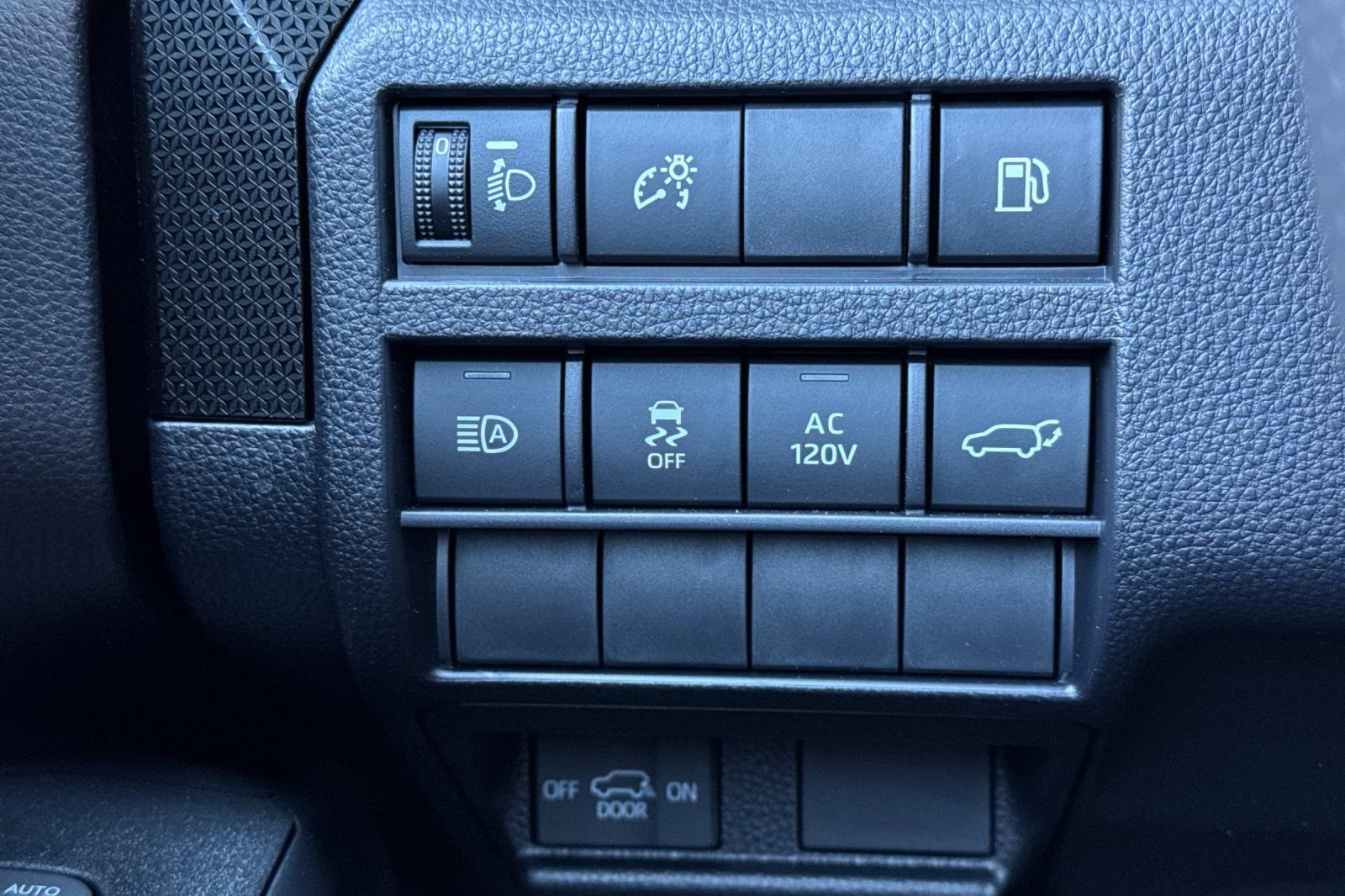 New 2025 Toyota 4Runner Limited image 29