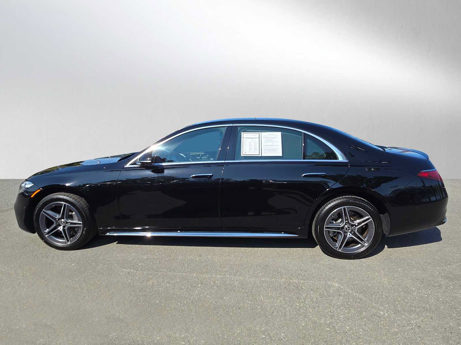 Used 2024 Mercedes-Benz S 580 4MATIC Sedan image 6