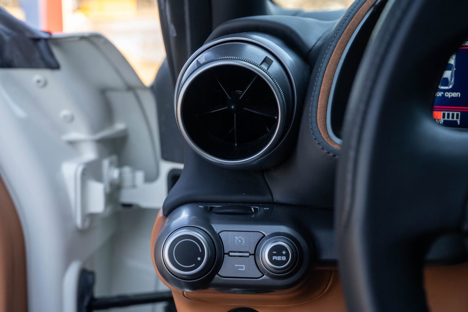 Certified 2019 Ferrari 812 Superfast image 31