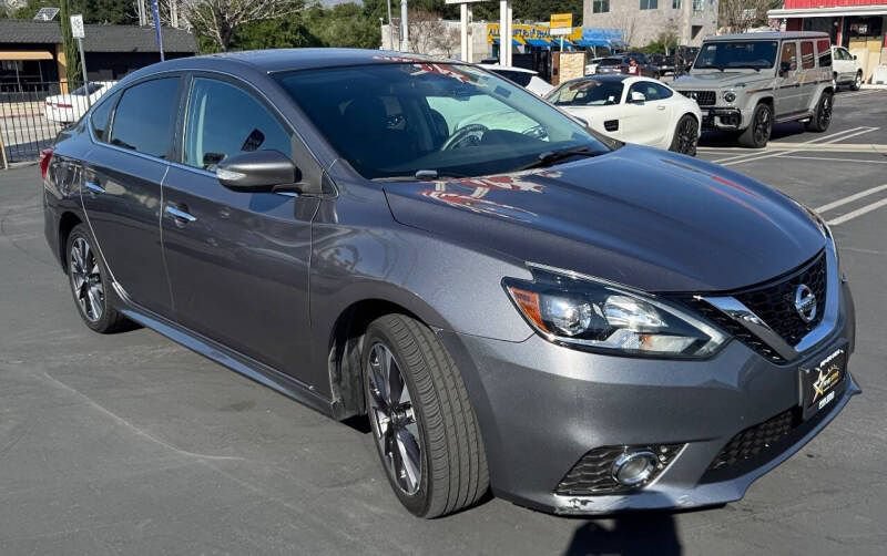 Used 2016 Nissan Sentra SR FWD image 2