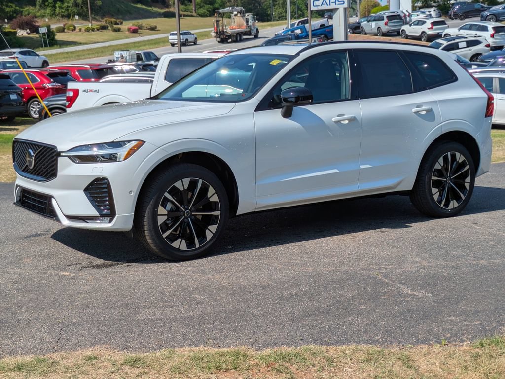 New 2026 Volvo XC60 B5 Plus w/ Protection Package Premier AWD/4WD video 2