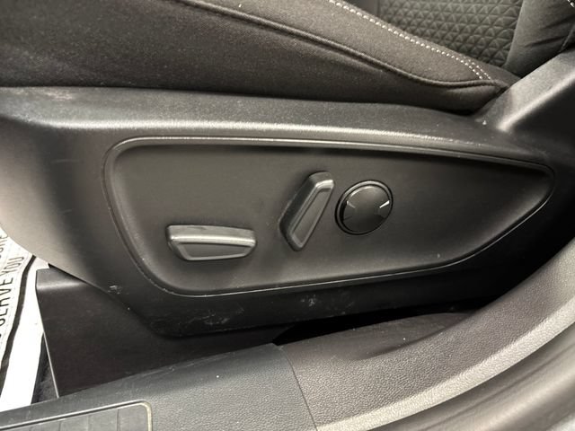 Used 2023 Ford Escape Active AWD/4WD image 29