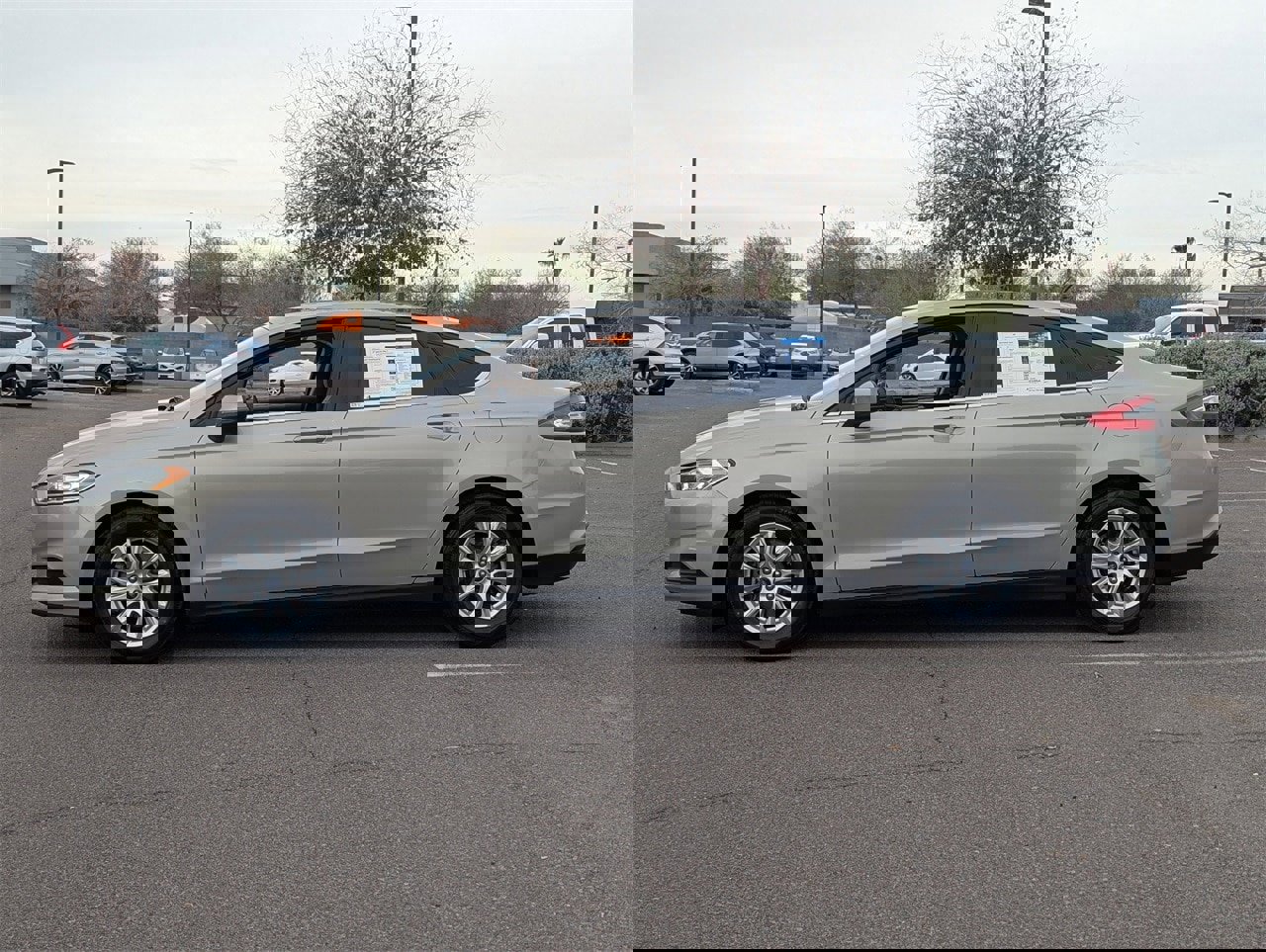 Used 2015 Ford Fusion S image 3