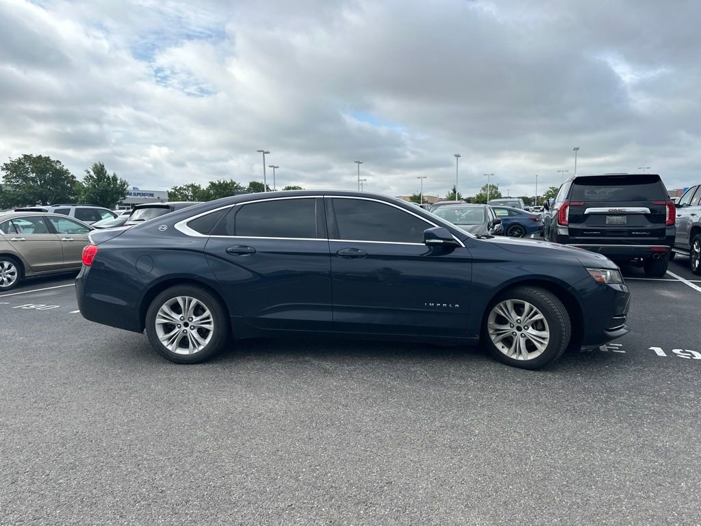 Used 2015 Chevrolet Impala LT FWD image 13