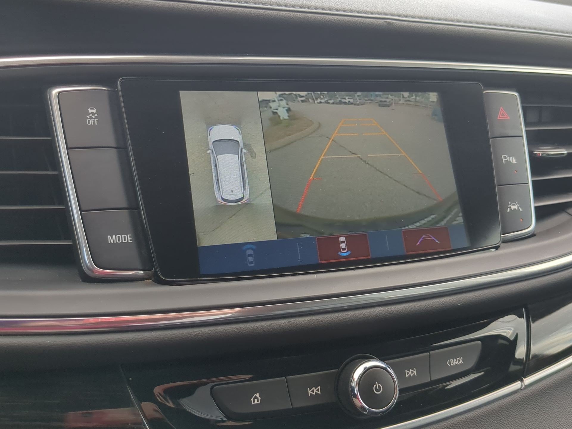 Used 2019 Buick Enclave Avenir w/ Avenir Technology Package FWD image 16