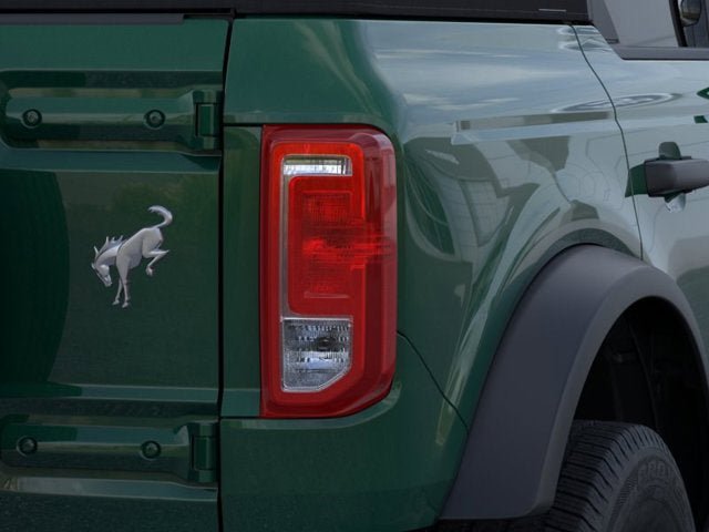 New 2025 Ford Bronco 4-Door AWD/4WD image 23
