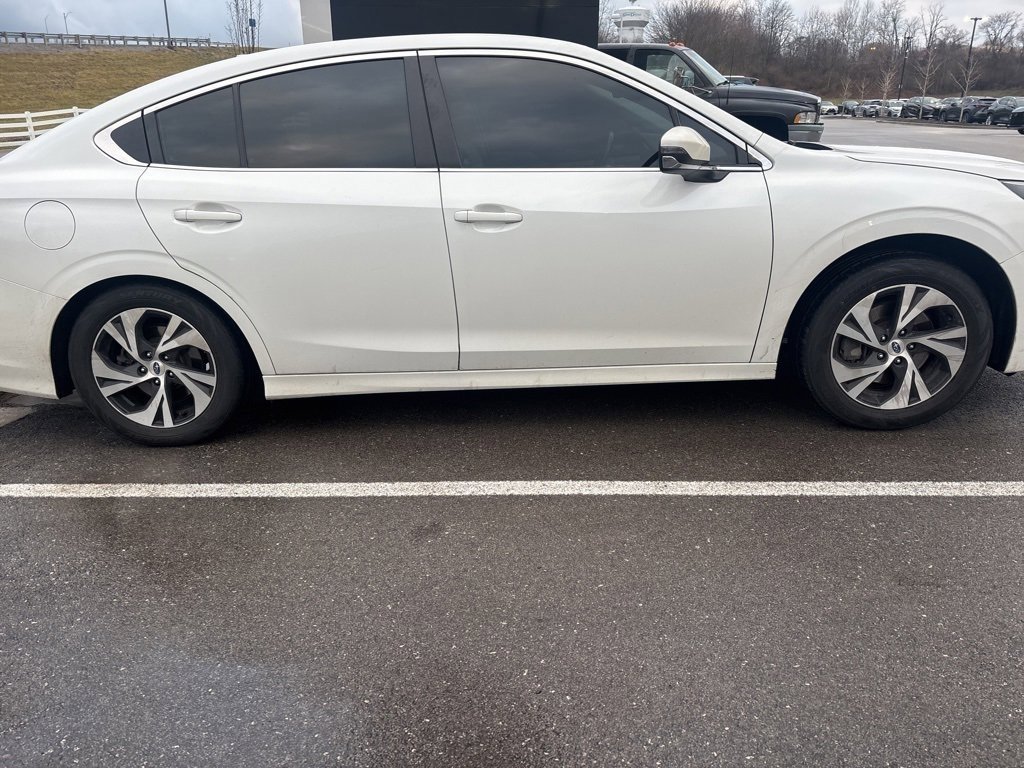 Used 2022 Subaru Legacy Premium image 2