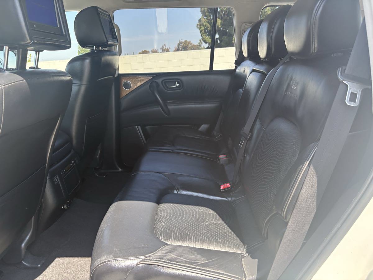 Used 2014 INFINITI QX80 2WD w/ Theater Package image 17
