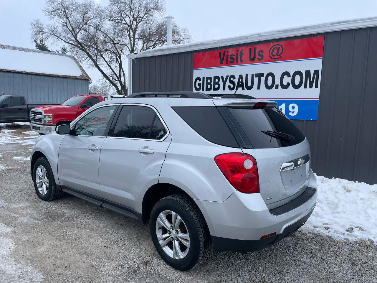 Used 2015 Chevrolet Equinox LT w/ Driver Convenience Package image 2