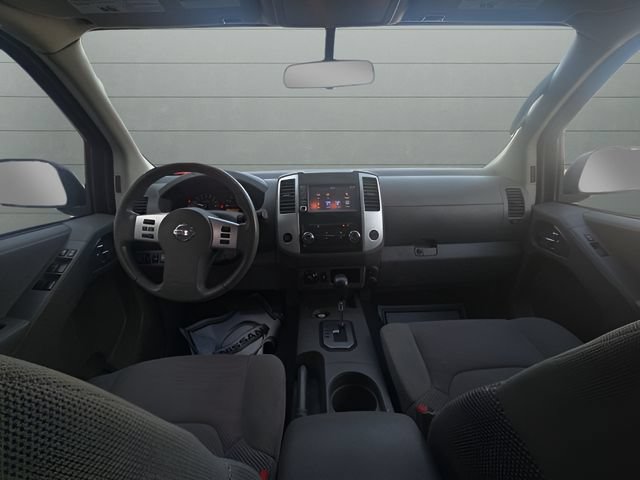 Used 2020 Nissan Frontier SV AWD/4WD image 10