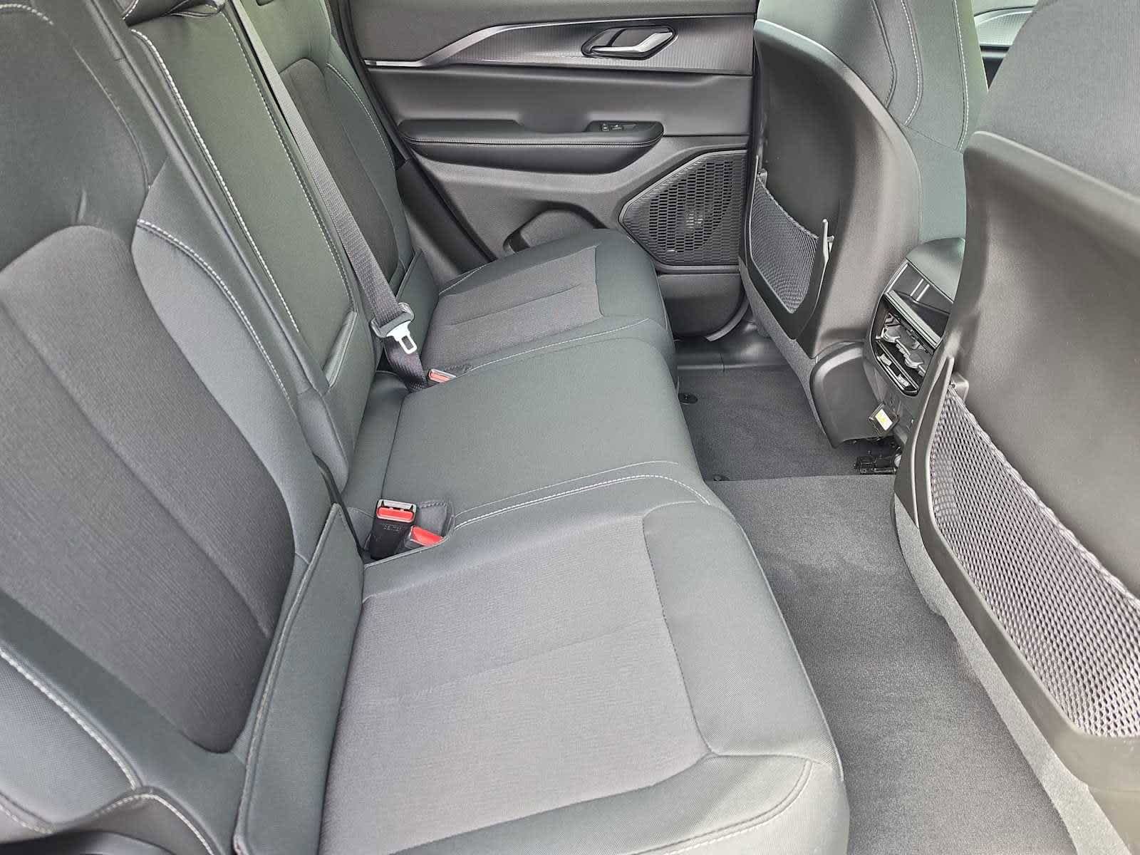 New 2026 Jeep Grand Cherokee Laredo X RWD image 47