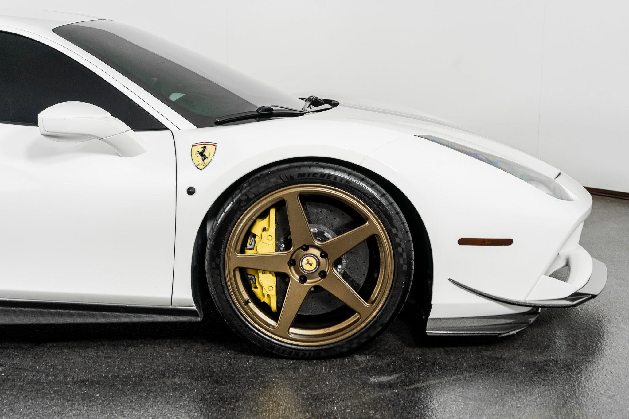 Used 2016 Ferrari 488 GTB image 6