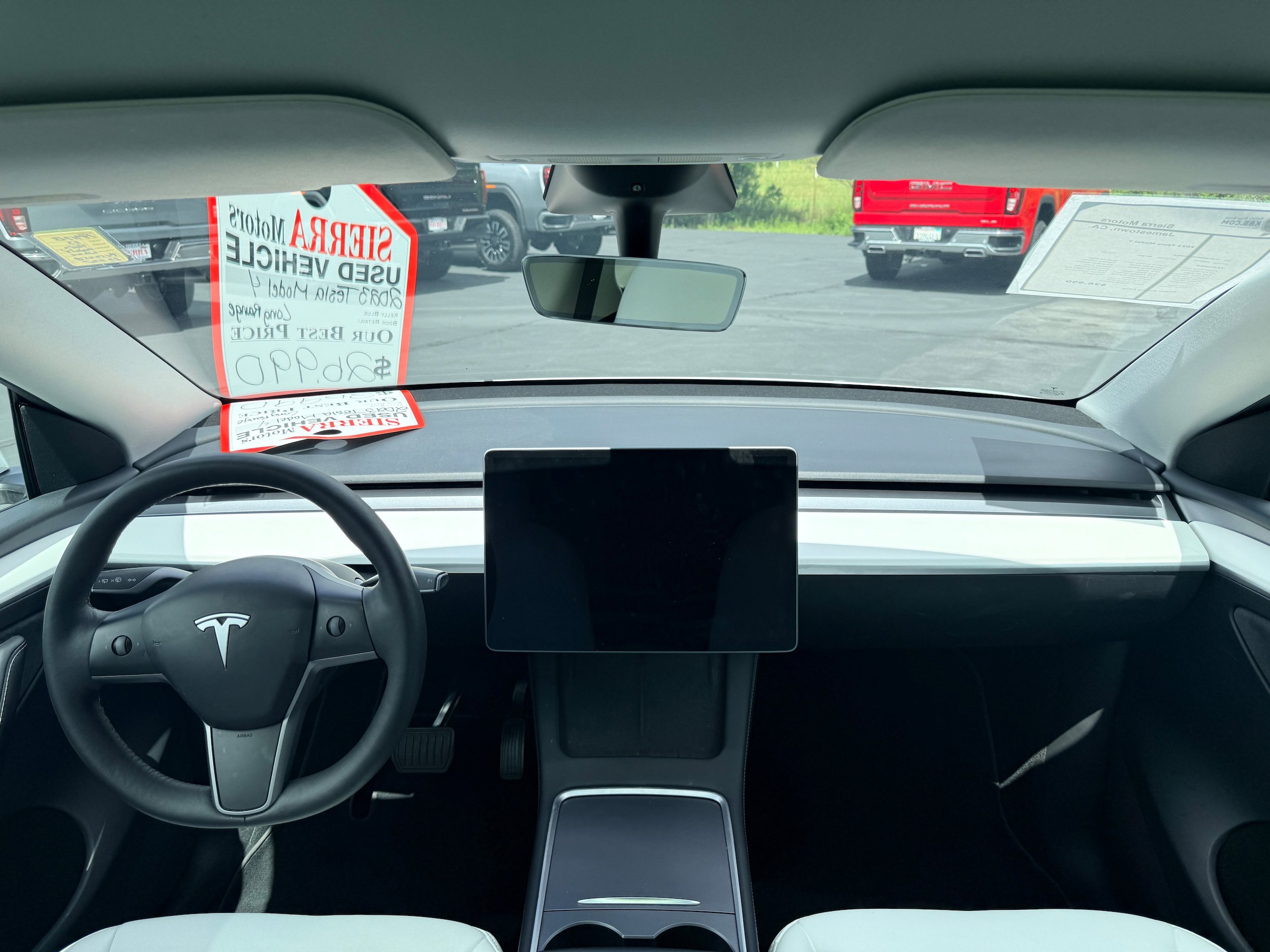 Used 2023 Tesla Model Y Long Range AWD/4WD image 18