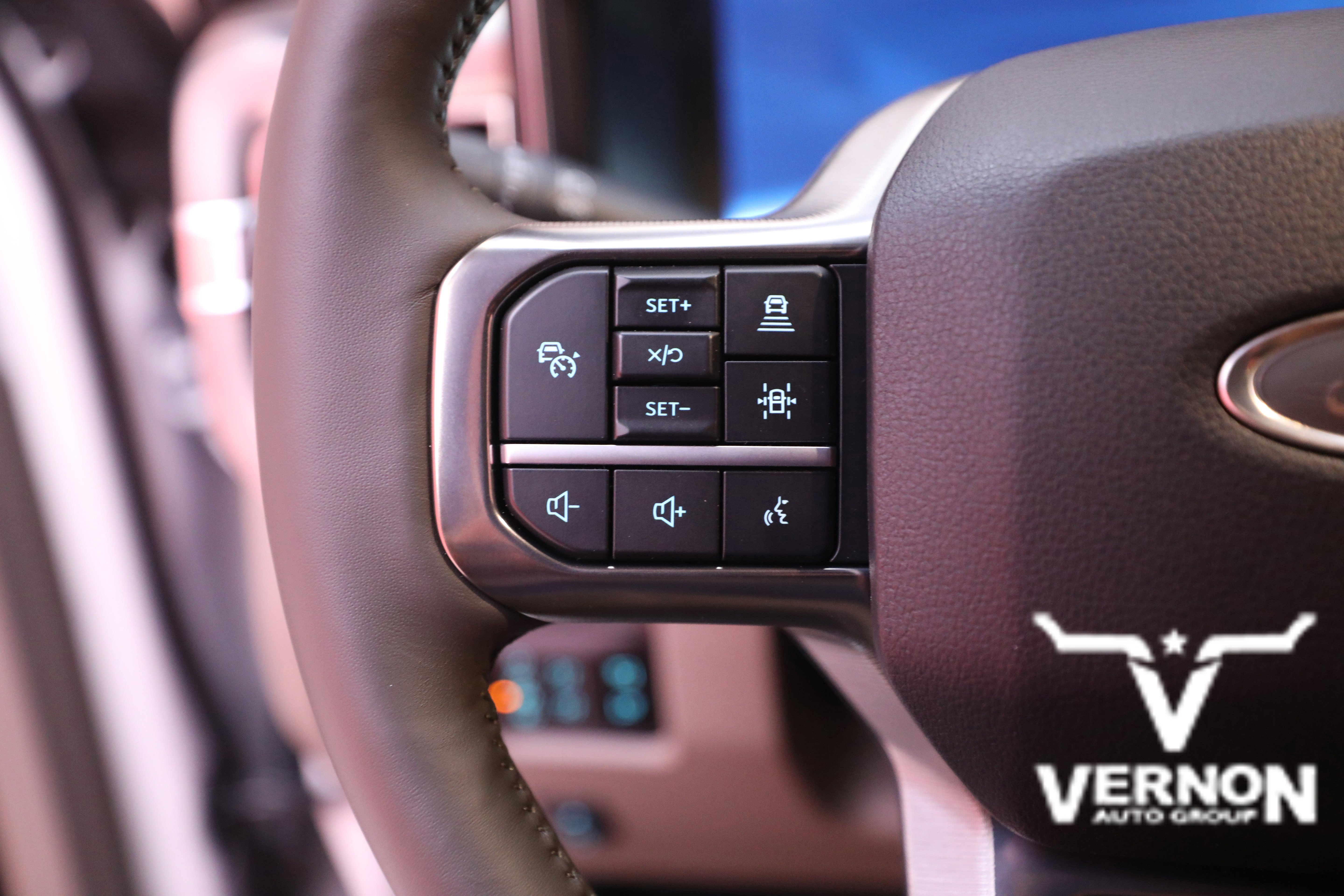 New 2026 Ford F350 Platinum w/ Platinum Plus Package image 23