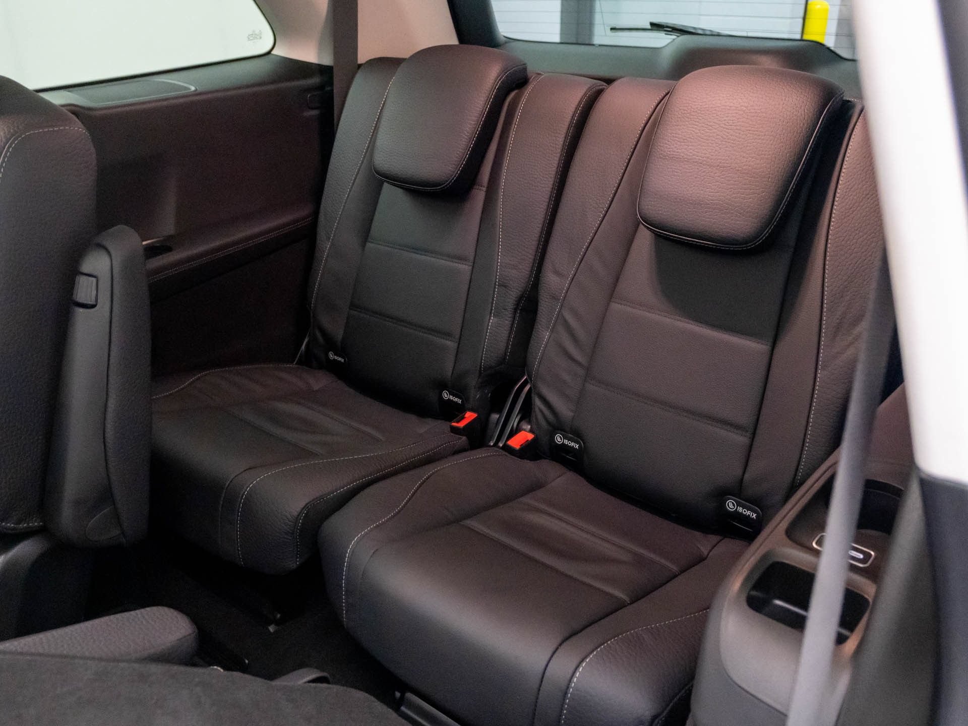 New 2026 Mercedes-Benz GLS 450 4MATIC image 21