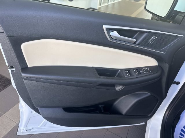 Used 2024 Ford Edge SEL w/ Convenience Package AWD/4WD image 14