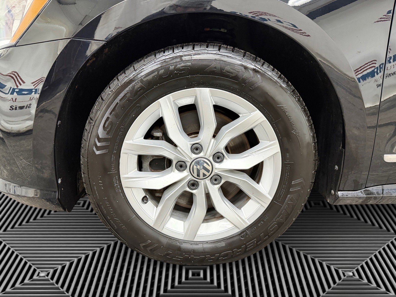 Used 2016 Volkswagen Passat 1.8T S image 14