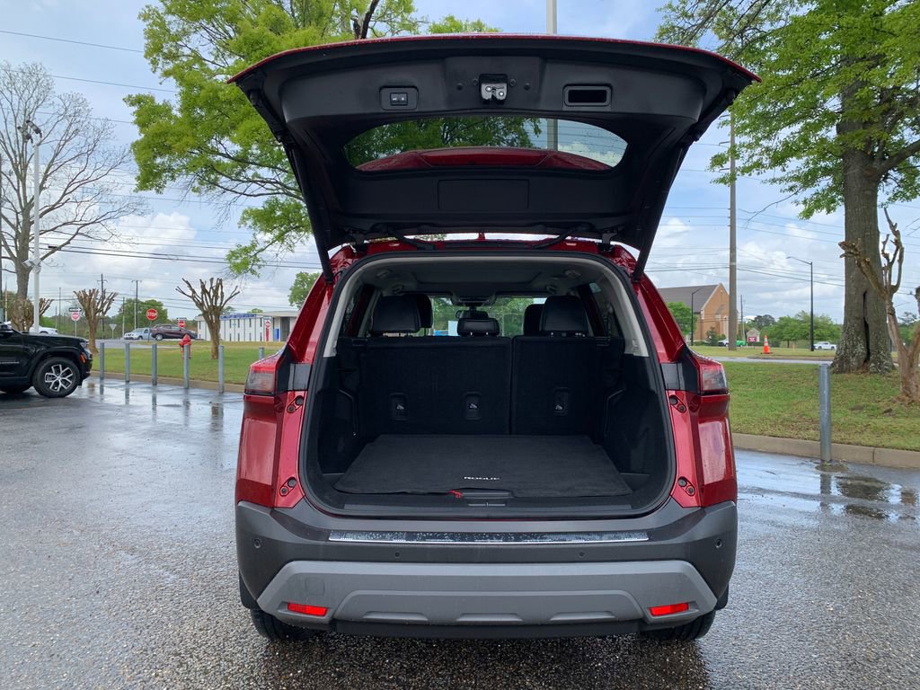 Used 2023 Nissan Rogue SV w/ SV Premium B Package FWD image 7