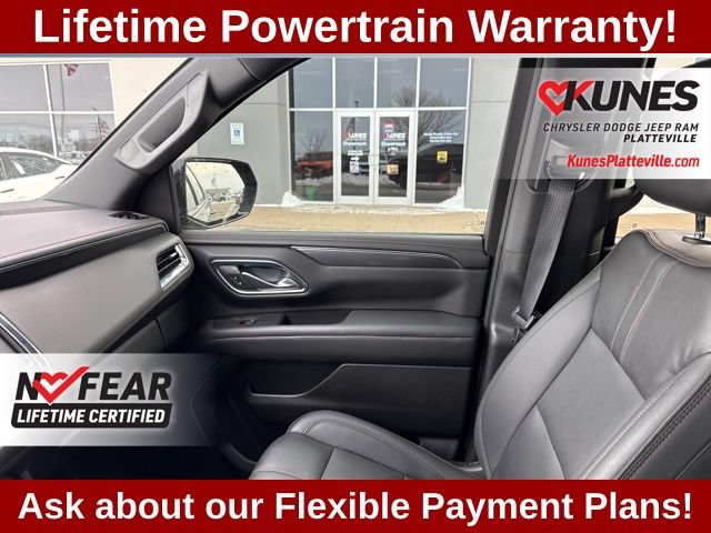 Used 2024 Chevrolet Suburban RST w/ Luxury Package AWD/4WD image 33
