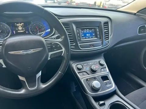 Used 2015 Chrysler 200 Limited w/ Convenience Group FWD image 11