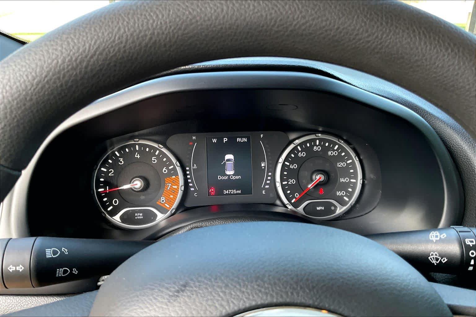 Used 2023 Jeep Renegade Latitude AWD/4WD image 25