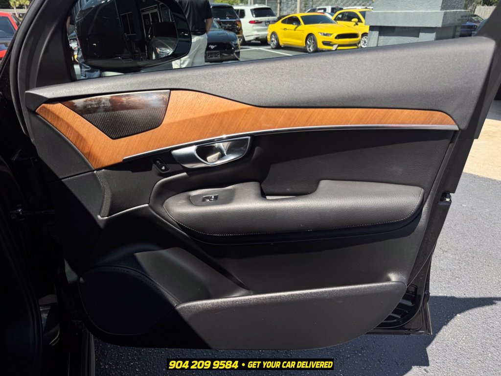 Used 2022 Volvo XC90 T6 Momentum w/ Advanced Package AWD/4WD image 38
