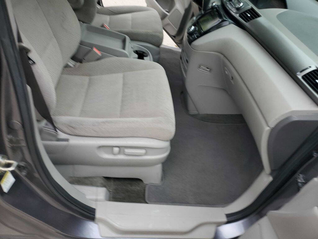 Used 2016 Honda Odyssey SE image 27