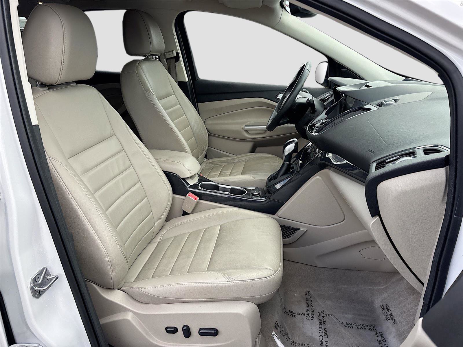 Used 2015 Ford Escape Titanium w/ Equipment Group 301A image 28