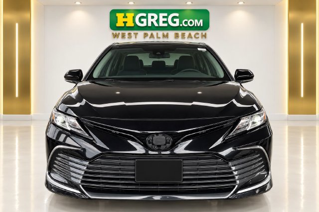 Used 2024 Toyota Camry LE FWD image 10