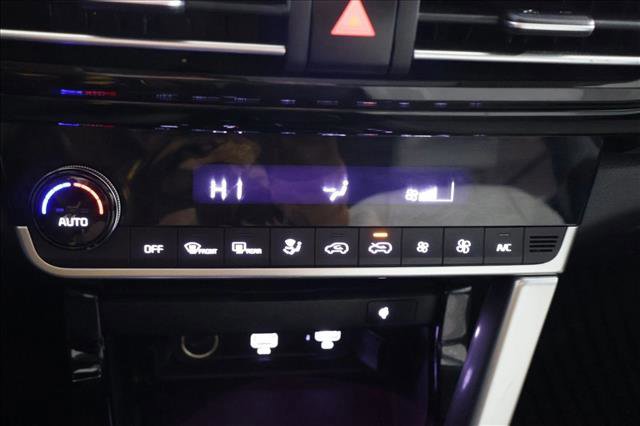 Used 2021 Kia Seltos EX image 19