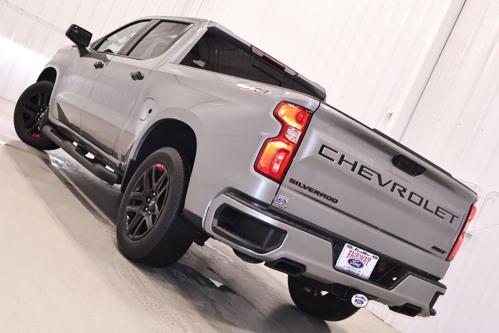Used 2023 Chevrolet Silverado 1500 RST w/ Redline Edition AWD/4WD image 37