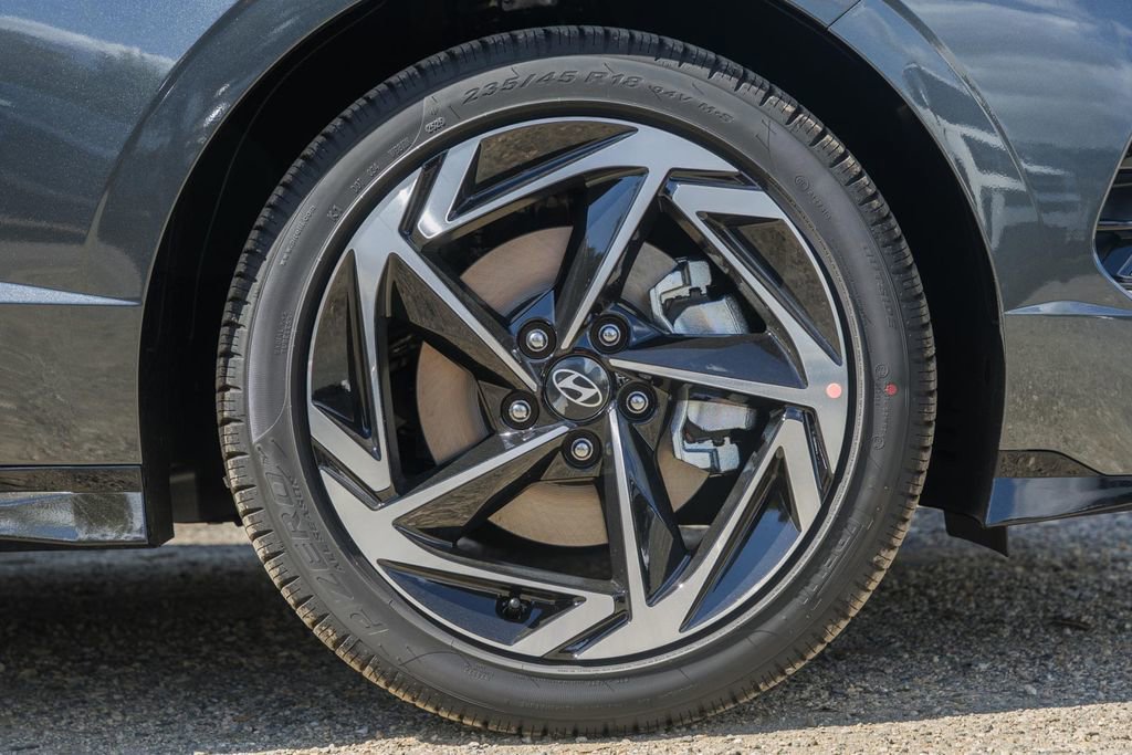 New 2026 Hyundai Sonata SEL FWD image 14