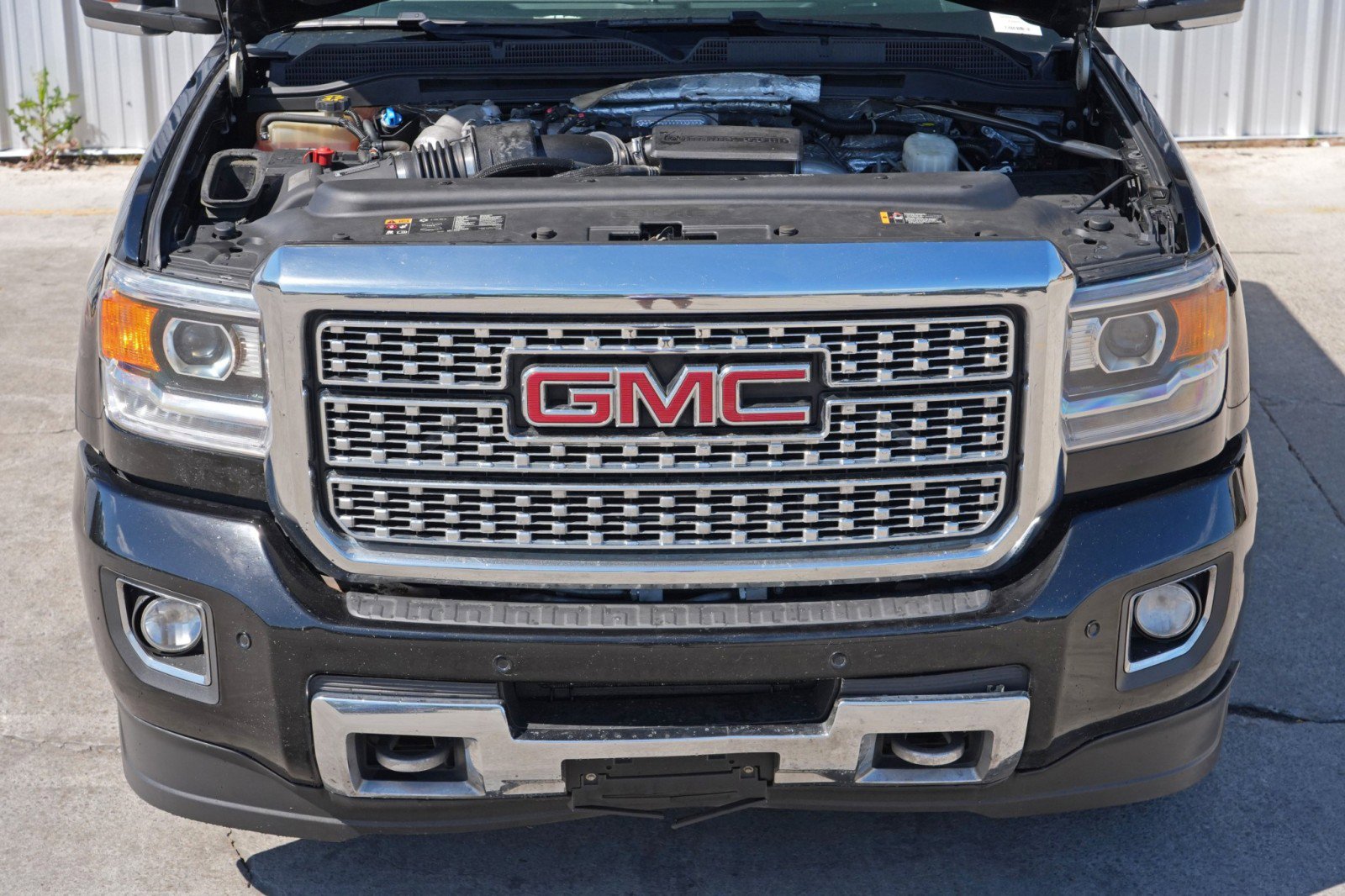 Used 2018 GMC Sierra 3500 Denali AWD/4WD image 7