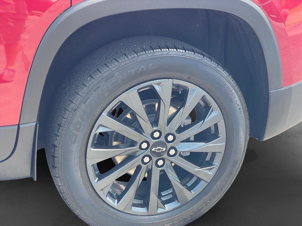 Used 2023 Chevrolet Traverse RS w/ LPO, Floor Liner Package AWD/4WD image 30