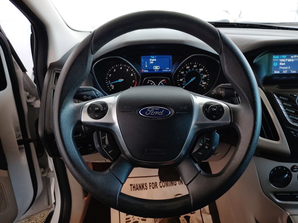 Used 2013 Ford Focus SE FWD image 23