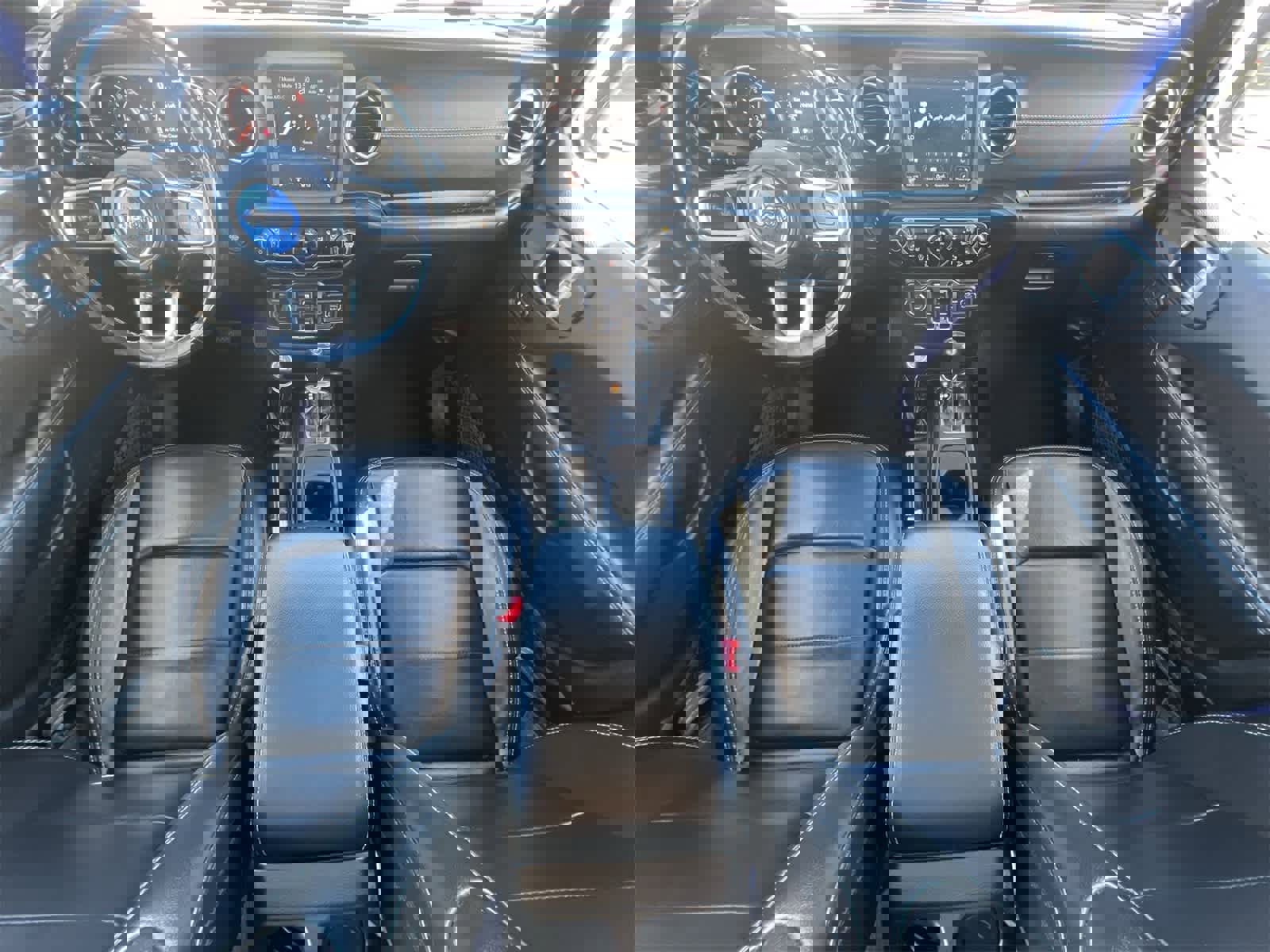 Used 2020 Jeep Wrangler Unlimited Sahara image 16