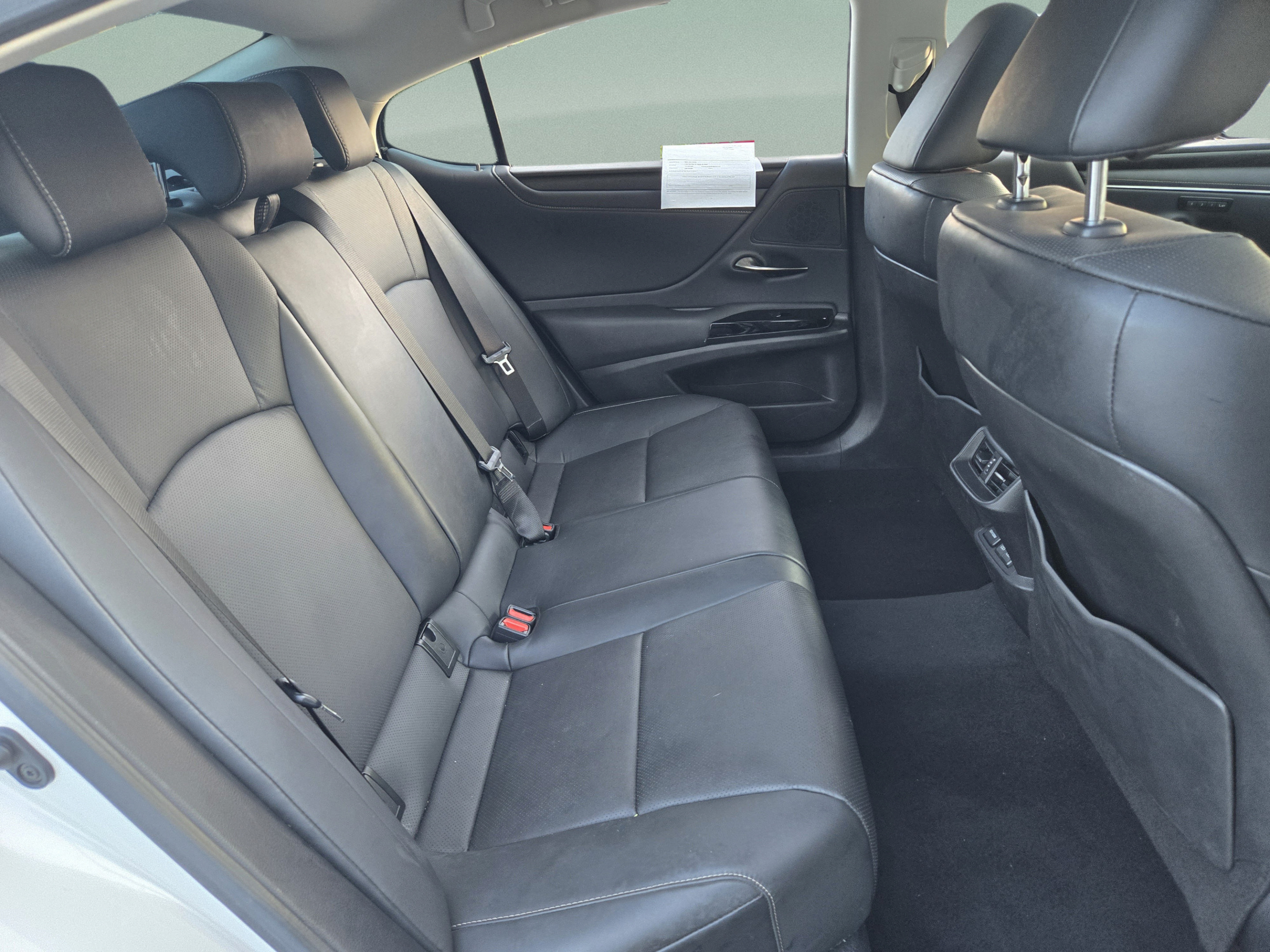 Certified 2024 Lexus ES 350 w/ Premium Package FWD image 25