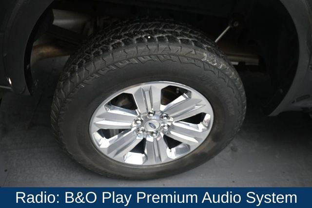 Used 2018 Ford F150 Lariat w/ Equipment Group 502A Luxury AWD/4WD image 25