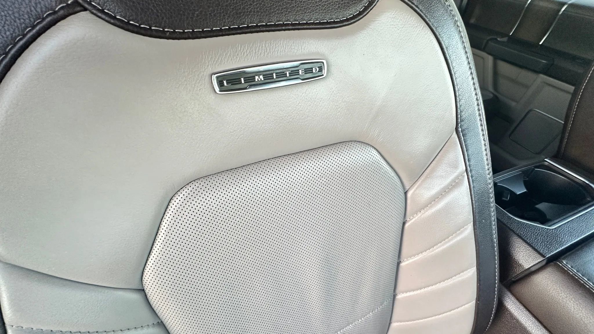 Used 2019 Ford F150 Limited w/ Trailer Tow Package image 25