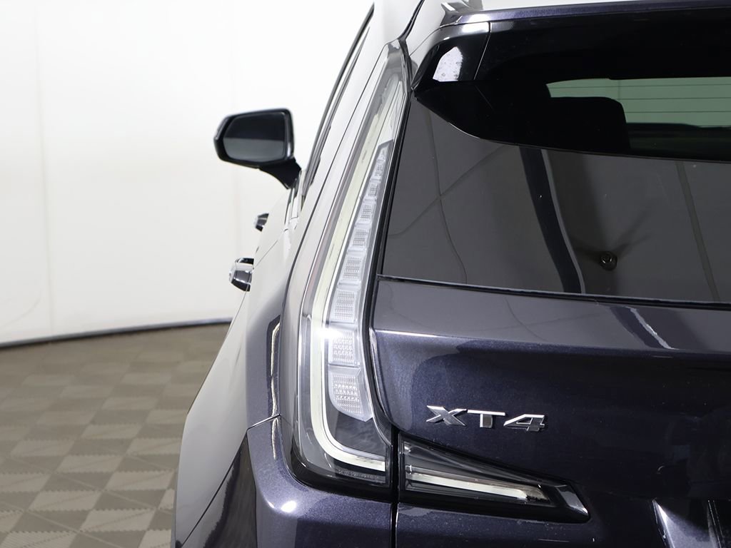 Used 2023 Cadillac XT4 Sport image 14