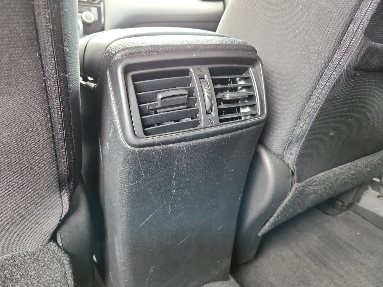 Used 2022 Nissan Rogue Sport SV AWD/4WD image 30