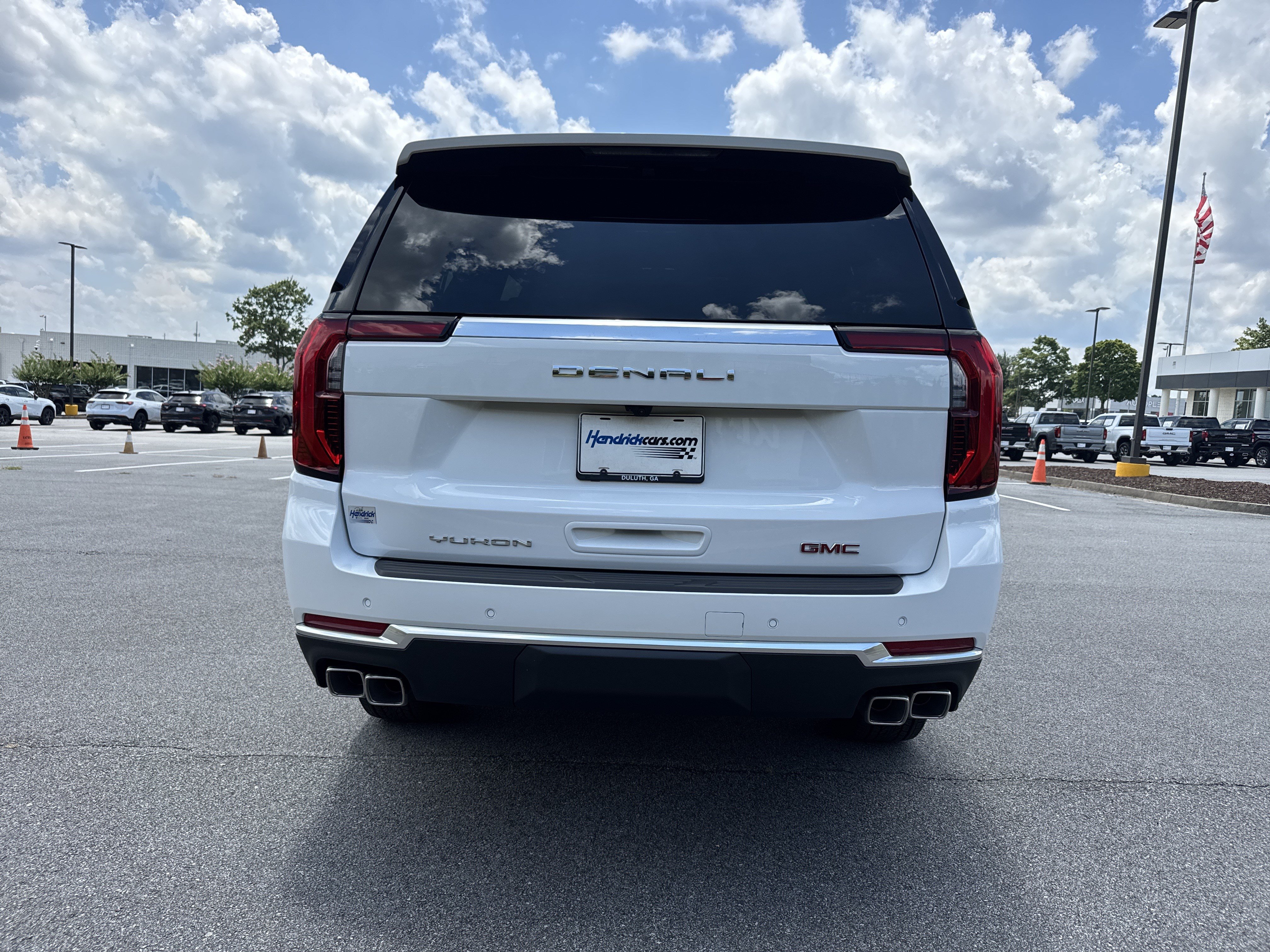 New 2026 GMC Yukon XL Denali AWD/4WD image 9