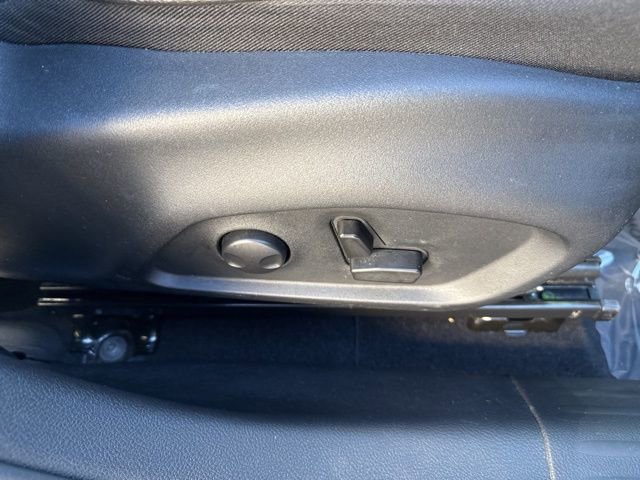 Certified 2022 Jeep Compass Limited w/ Elite Group image 12