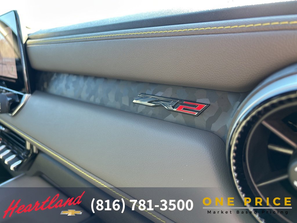 Used 2024 Chevrolet Colorado ZR2 w/ ZR2 Convenience Package III image 60