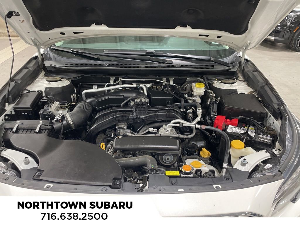 Used 2022 Subaru Outback Premium image 11