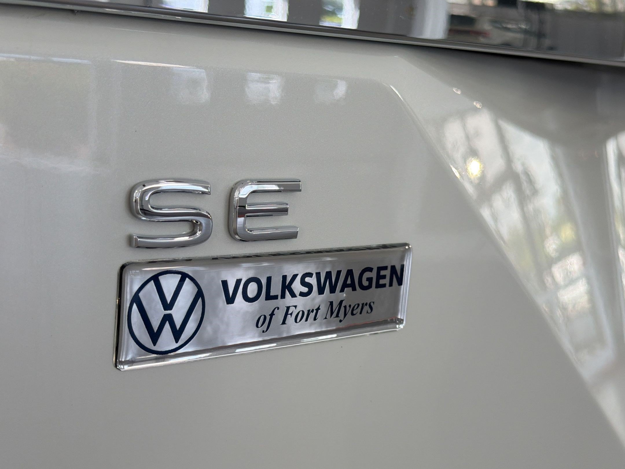 New 2026 Volkswagen Atlas SE FWD image 36