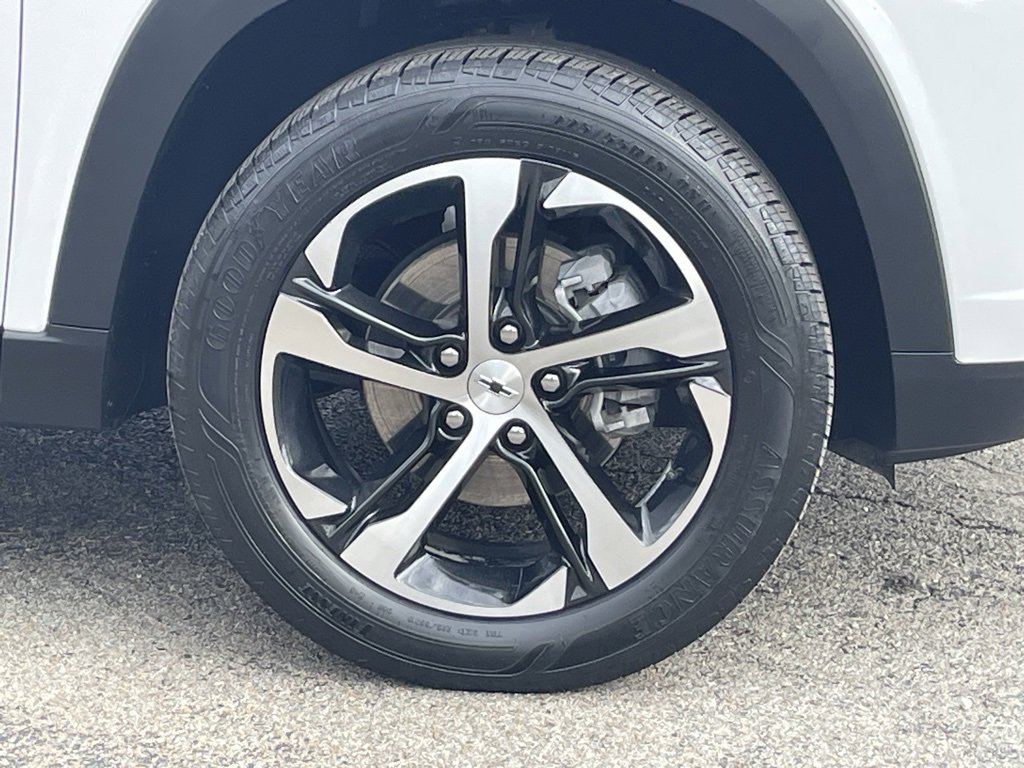 Used 2024 Chevrolet Trax RS w/ Driver Confidence Package image 10