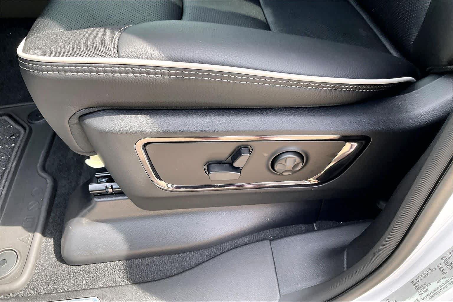 New 2027 RAM 1500 Limited w/ Bed Utility Group AWD/4WD image 17