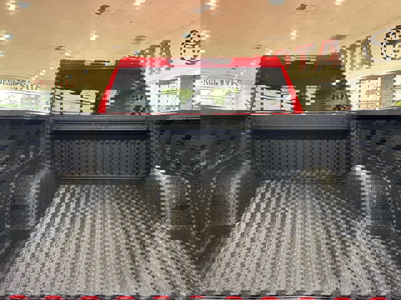 Used 2022 GMC Sierra 1500 Elevation image 24