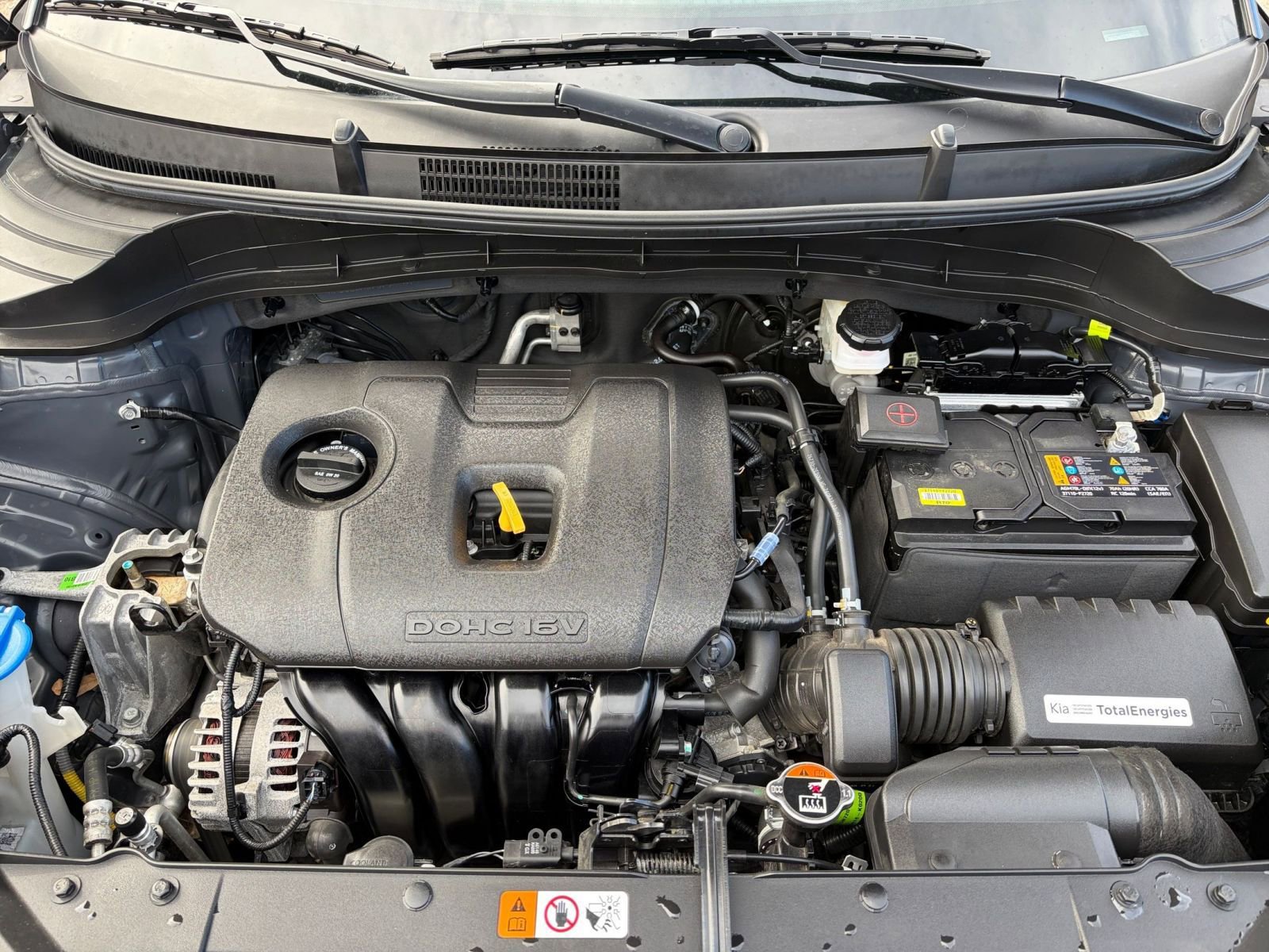 Used 2025 Kia Soul LX w/ LX Technology Package FWD image 30